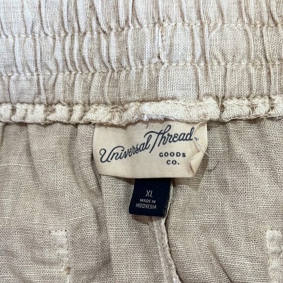 Universal Thread Shorts - Picture 3 of 5